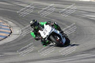 media/Dec-07-2025-CVMA (Sun) [[3e7d2de5dc]]/Race 7-Formula Lightweight Twins Shootout/